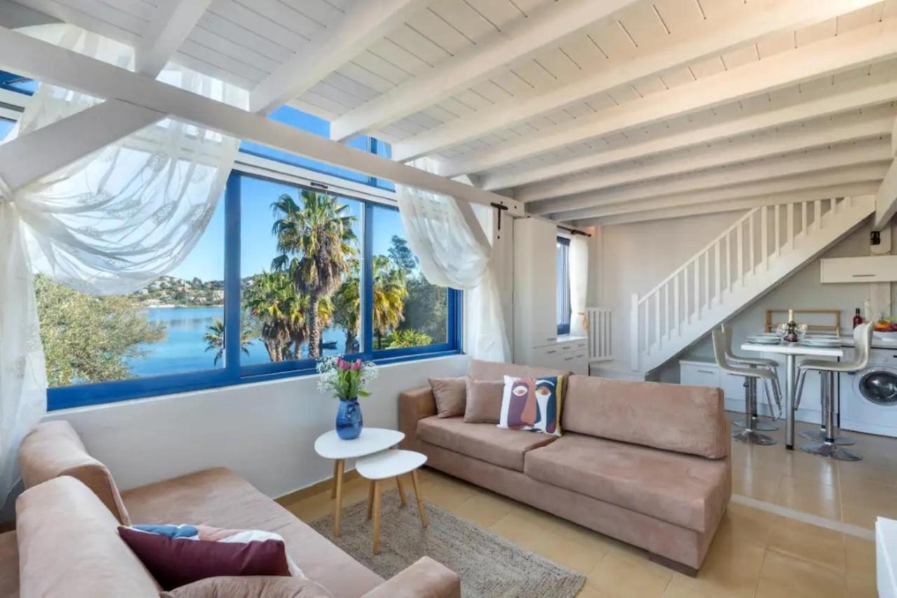 Govino Bay Luxury Beach Loft Apartment Danília Kültér fotó