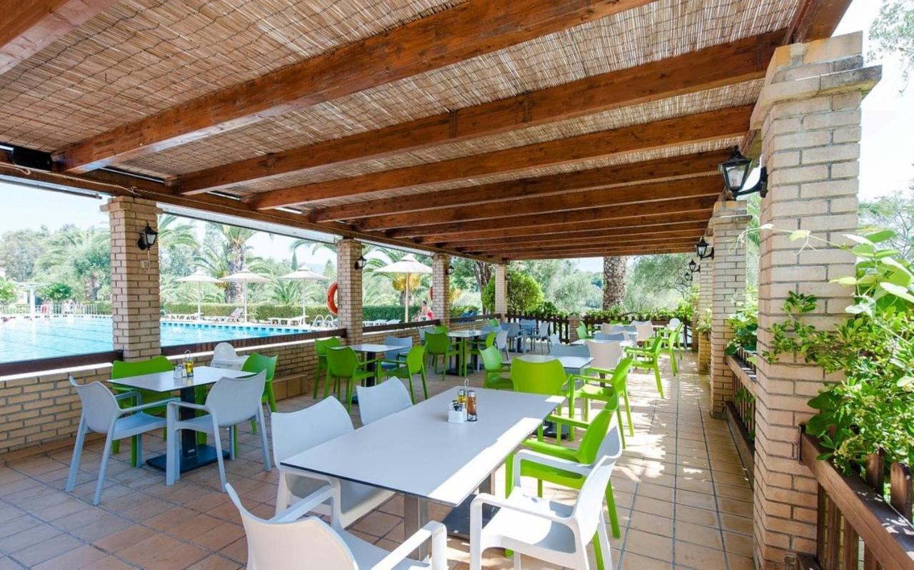 Govino Bay Luxury Beach Loft Apartment Danília Kültér fotó