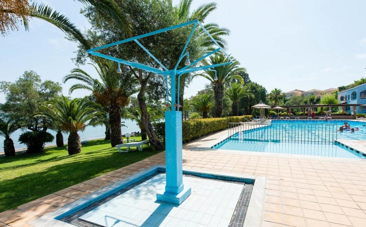 Govino Bay Luxury Beach Loft Apartment Danília Kültér fotó