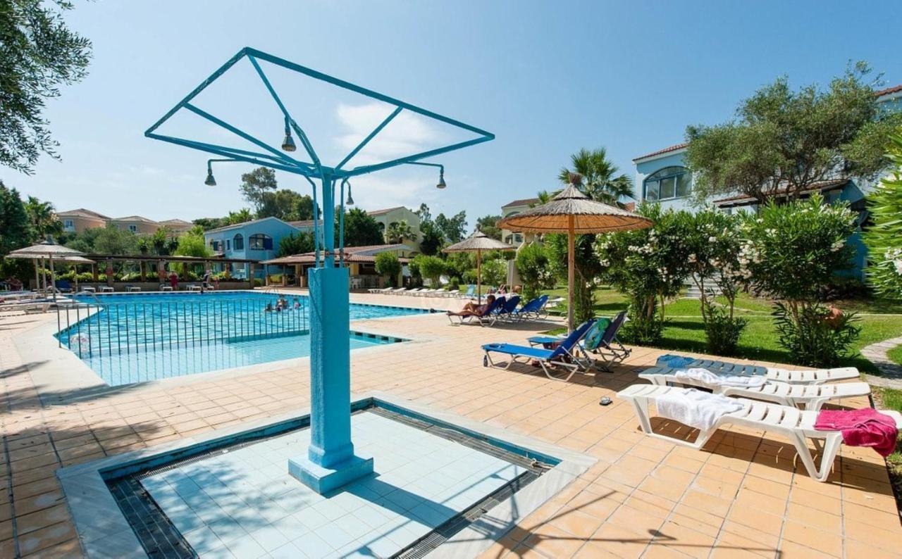 Govino Bay Luxury Beach Loft Apartment Danília Kültér fotó