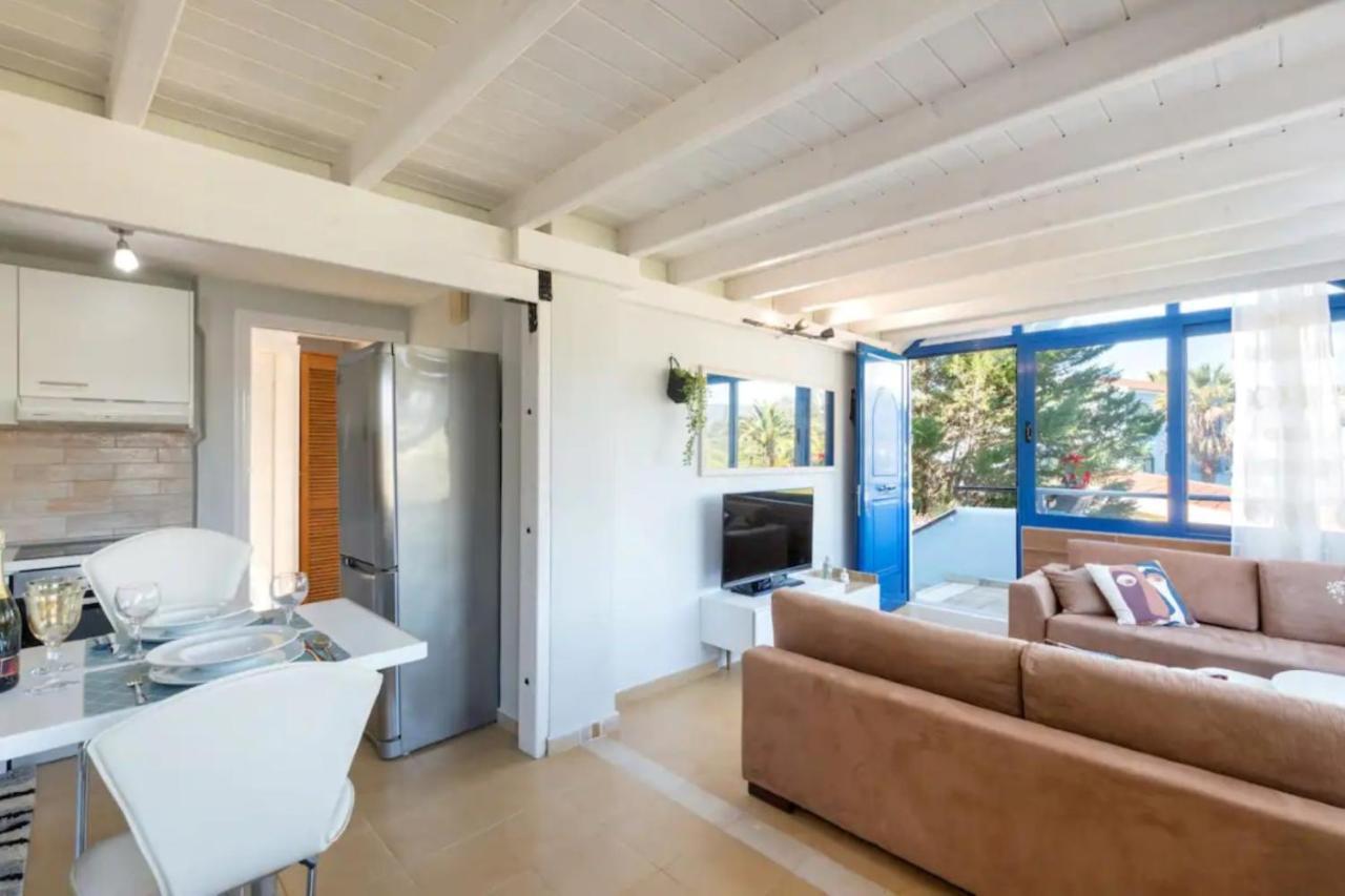 Govino Bay Luxury Beach Loft Apartment Danília Kültér fotó