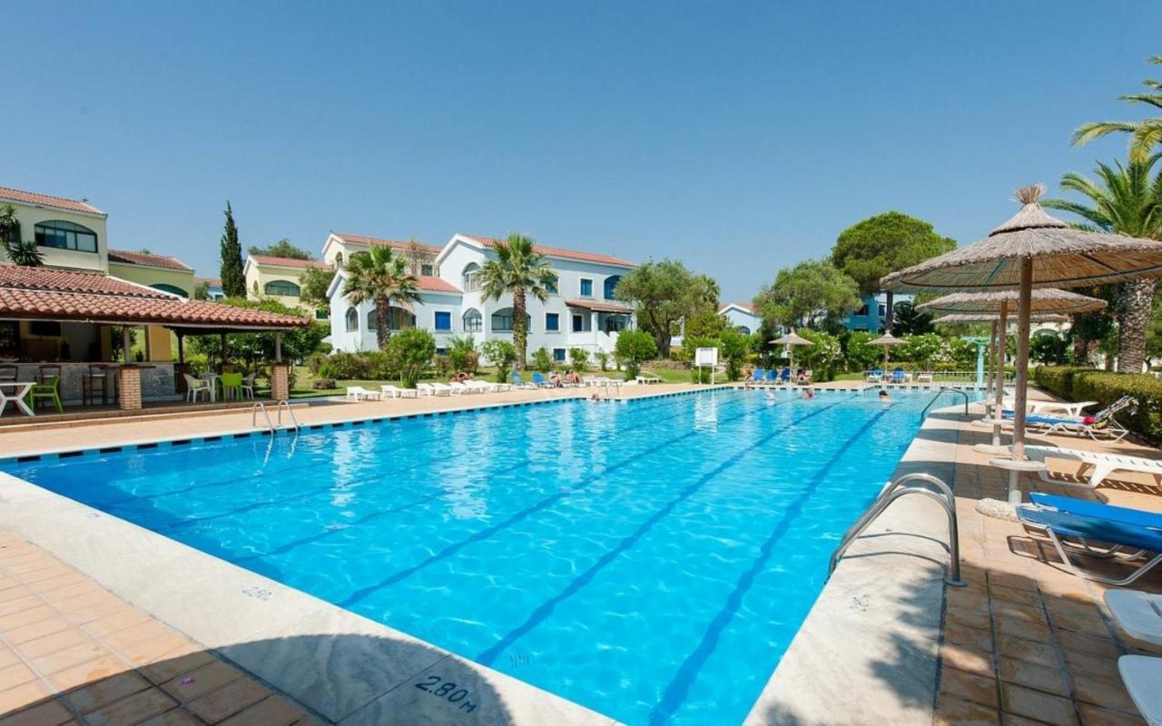 Govino Bay Luxury Beach Loft Apartment Danília Kültér fotó